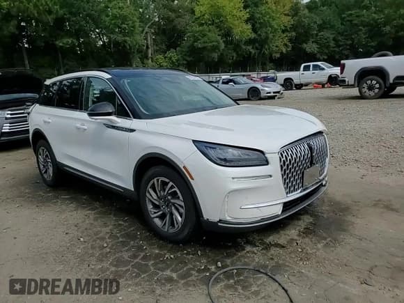 ✅ 2025 Lincoln Corsair Premiere • VIN: 5LMCJ1CA7SUL20974 • Lot: 84264925. Listed on Copart with 1,335 mi. Free auction sales archive from the USA and detailed vehicle history report at DreamBid. Image 14.