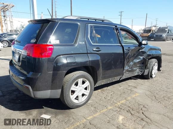 ✅ 2015 GMC Terrain SLE • VIN: 2GKFLWEK9F6379552 • Lot: 43645673. Listed on IAAI with 133,446 mi. Free auction sales archive from the USA and detailed vehicle history report at DreamBid. Image 4.