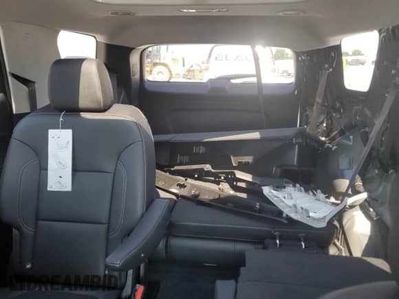 2021 Chevrolet Traverse Premier с VIN 1GNERKKWXMJ269994, выставлен на аукционе Copart как лот 67853835 с пробегом 66 056 миль миль и Списание • Salvage title. История ставок и продаж доступна на DreamBid. Изображение 10.