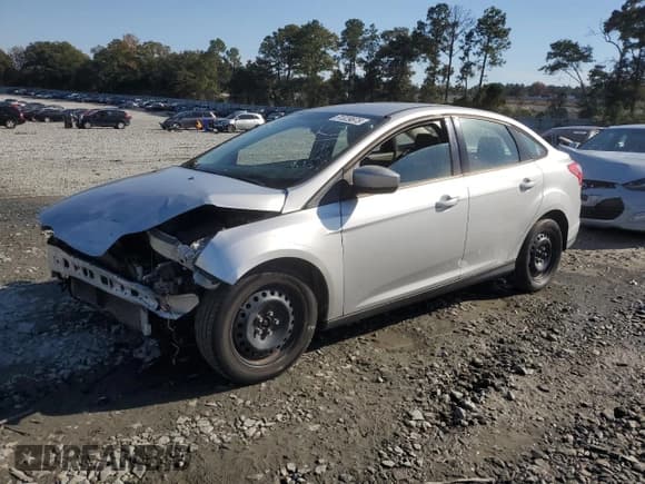 ✅ 2012 Ford Focus SE • VIN: 1FAHP3F25CL352430 • Lot: 91329875. Wystawiony na Copart z przebiegiem 208 326 mil. Bezpłatny archiwum sprzedaży aukcyjnych z USA i szczegółowy raport historii pojazdu na DreamBid. Zdjęcie 1.