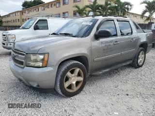 ✅ 2007 Chevrolet Avalanche LS • VIN: 3GNEC12057G181769 • Lot: 91353755. Listed on Copart with 108,064 mi. Free auction sales archive from the USA and detailed vehicle history report at DreamBid. Image 1.