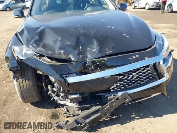 ✅ 2020 Infiniti Q50 Luxe • VIN: JN1EV7AR4LM256526 • Lot: 41666434. Listed on IAAI with 31,652 mi. Free auction sales archive from the USA and detailed vehicle history report at DreamBid. Image 6.