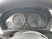 ✅ 2013 BMW 3 Series 328i xDrive • VIN: WBA3B3C59DF539667 • Lot: 60927645. Wystawiony na Copart z przebiegiem 140 698 mil. Bezpłatny archiwum sprzedaży aukcyjnych z USA i szczegółowy raport historii pojazdu na DreamBid. Zdjęcie 9.