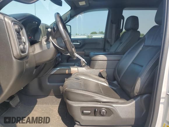 ✅ 2020 Chevrolet Silverado 2500HD High Country • VIN: 1GC4YREY9LF248097 • Лот: 59360225. Опубликован ранее на Copart с пробегом 92 913 миль. Бесплатный доступ к архиву аукционных продаж из США и подробный отчёт об истории автомобиля на DreamBid. Изображение 7.