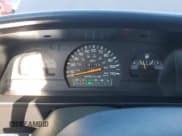 ✅ 1994 Toyota Pickup • VIN: JT4VN93D6R5041047 • Lot: 81757575. Wystawiony na Copart z przebiegiem 81 153 mil. Bezpłatny archiwum sprzedaży aukcyjnych z USA i szczegółowy raport historii pojazdu na DreamBid. Zdjęcie 9.