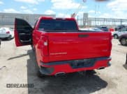 ✅ 2021 Chevrolet Silverado 1500 RST • VIN: 3GCUYEED4MG183407 • Lot: 42458607. Wystawiony na IAAI z przebiegiem 118 382 mil. Bezpłatny archiwum sprzedaży aukcyjnych z USA i szczegółowy raport historii pojazdu na DreamBid. Zdjęcie 3.