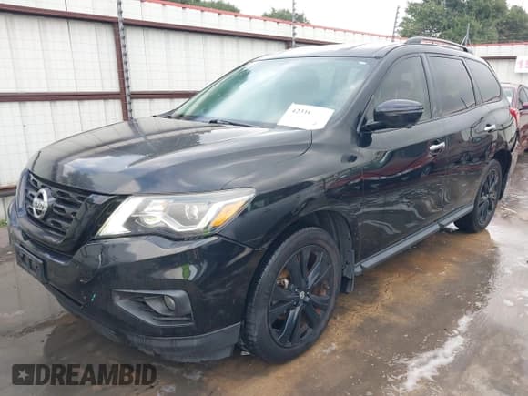 ✅ 2018 Nissan Pathfinder S • VIN: 5N1DR2MN7JC637892 • Лот: 42310373. Опубликован ранее на IAAI с пробегом 97 550 миль. Бесплатный доступ к архиву аукционных продаж из США и подробный отчёт об истории автомобиля на DreamBid. Изображение 2.