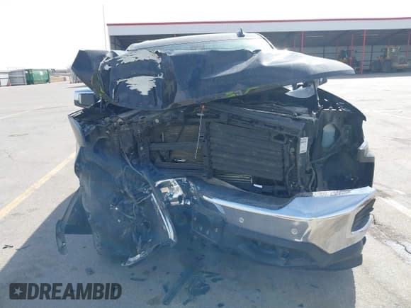 ✅ 2019 Chevrolet Silverado 1500 LT • VIN: 3GCPYDEK8KG116134 • Lot: 41815843. Wystawiony na IAAI z przebiegiem 116 756 mil. Bezpłatny archiwum sprzedaży aukcyjnych z USA i szczegółowy raport historii pojazdu na DreamBid. Zdjęcie 6.