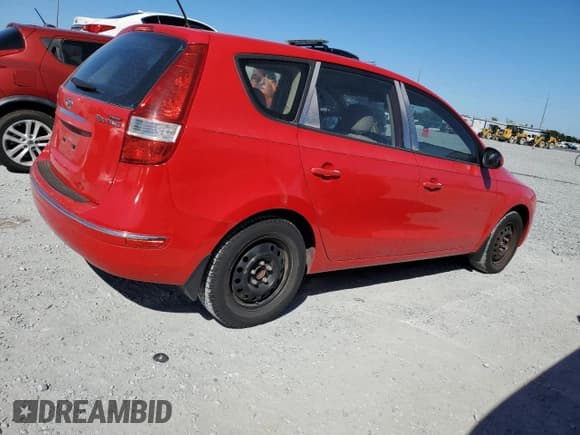 ✅ 2011 Hyundai Elantra GLS • VIN: KMHDB8AE7BU092848 • Lot: 86470025. Listed on Copart with 102,794 mi. Free auction sales archive from the USA and detailed vehicle history report at DreamBid. Image 3.