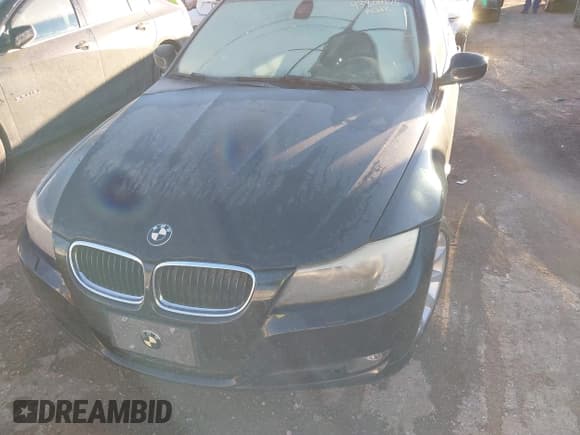 ✅ 2011 BMW 3 Series 328i xDrive • VIN: WBAPK5G57BNN31559 • Lot: 43800475. Wystawiony na IAAI z przebiegiem 121 384 mil. Bezpłatny archiwum sprzedaży aukcyjnych z USA i szczegółowy raport historii pojazdu na DreamBid. Zdjęcie 6.