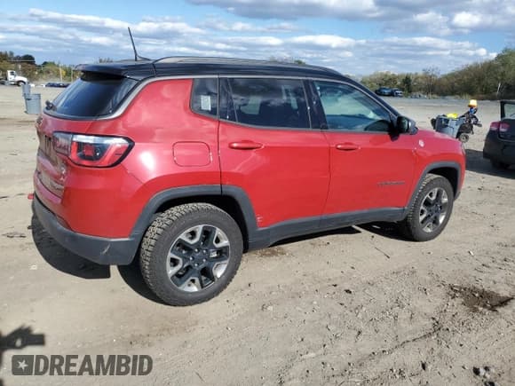 ✅ 2017 Jeep Compass Trailhawk • VIN: 3C4NJDDB7HT635267 • Lot: 89652195. Wystawiony na Copart z przebiegiem 90 285 mil. Bezpłatny archiwum sprzedaży aukcyjnych z USA i szczegółowy raport historii pojazdu na DreamBid. Zdjęcie 3.
