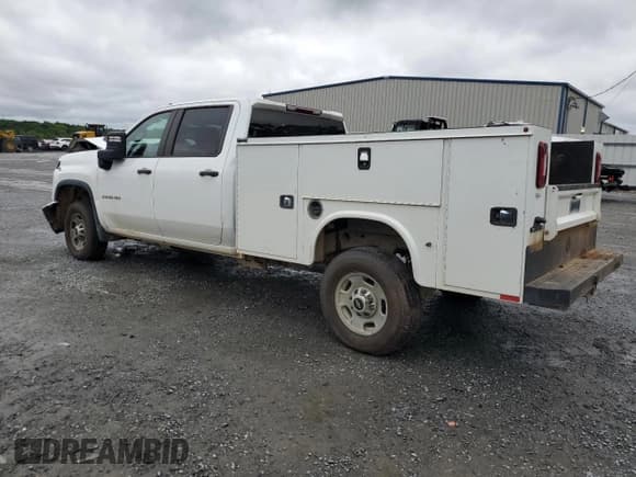 ✅ 2021 Chevrolet Silverado 1500 • VIN: 1GB4WLE75MF306707 • Лот: 58062155. Опубликован ранее на Copart с пробегом 75 299 миль. Бесплатный доступ к архиву аукционных продаж из США и подробный отчёт об истории автомобиля на DreamBid. Изображение 2.
