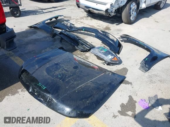 ✅ 2016 Chevrolet Colorado 2WD LT • VIN: 1GCGSCE3XG1213278 • Lot: 41931752. Listed on IAAI with 103,622 mi. Free auction sales archive from the USA and detailed vehicle history report at DreamBid. Image 12.