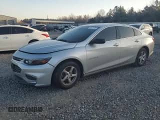 2017 Chevrolet Malibu LS z VIN 1G1ZB5ST6HF152968, wystawiony jako Copart lot #80792365 z przebiegiem 121 523 mil mil oraz Szkoda całkowita • Salvage title. Historia ofert i sprzedaży dostępna na DreamBid. Obrazek 1.