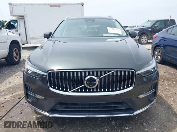 ✅ 2022 Volvo XC60 Inscription • VIN: YV4062RLXN1087637 • Lot: 42274389. Listed on IAAI with 68,581 mi. Free auction sales archive from the USA and detailed vehicle history report at DreamBid. Image 12.
