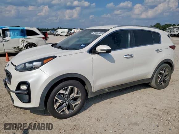 ✅ 2020 Kia Sportage EX • VIN: KNDPN3AC0L7821363 • Lot: 81504305. Listed on Copart with 123,995 mi. Free auction sales archive from the USA and detailed vehicle history report at DreamBid. Image 1.
