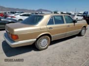 ✅ 1986 Mercedes-Benz 420 SEL • VIN: WDBCA35D2GA215454 • Lot: 64614555. Wystawiony na Copart z przebiegiem 161 617 mil. Bezpłatny archiwum sprzedaży aukcyjnych z USA i szczegółowy raport historii pojazdu na DreamBid. Zdjęcie 3.