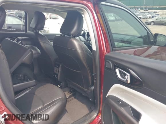 ✅ 2022 Jeep Compass Limited • VIN: 3C4NJDCB8NT170124 • Lot: 42885346. Listed on IAAI with 29,012 mi. Free auction sales archive from the USA and detailed vehicle history report at DreamBid. Image 8.