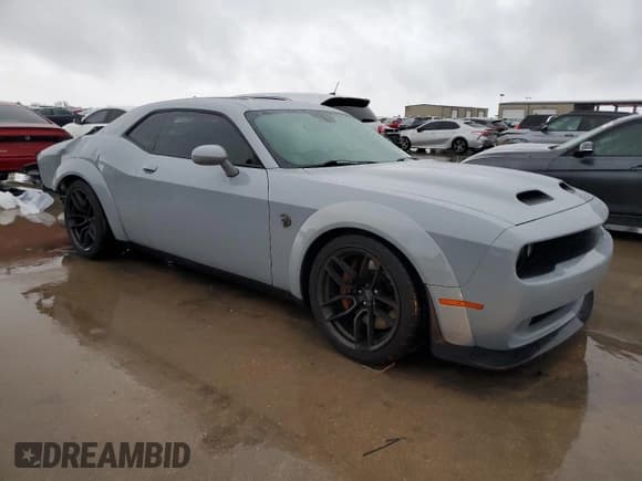 ✅ 2021 Dodge Challenger SRT Super Stock • VIN: 2C3CDZL97MH529631 • Lot: 86487574. Wystawiony na Copart z przebiegiem Nie podano. Bezpłatny archiwum sprzedaży aukcyjnych z USA i szczegółowy raport historii pojazdu na DreamBid. Zdjęcie 4.