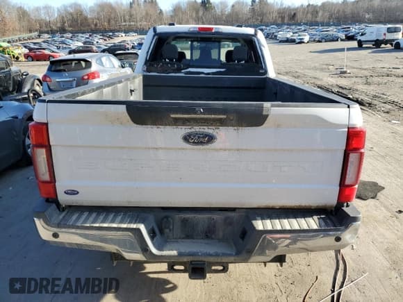 ✅ 2020 Ford F-350 XL • VIN: 1FT8W3BT8LEE14757 • Lot: 82141253. Wystawiony na Copart z przebiegiem 94 704 mil. Bezpłatny archiwum sprzedaży aukcyjnych z USA i szczegółowy raport historii pojazdu na DreamBid. Zdjęcie 6.