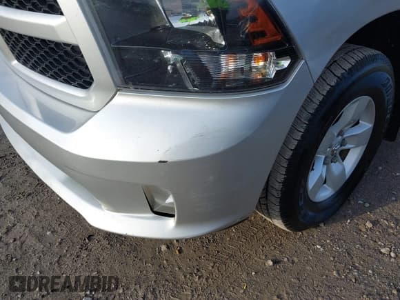 ✅ 2019 Ram 1500 Express • VIN: 1C6RR7FG3KS519665 • Лот: 43759589. Опубликован ранее на IAAI с пробегом 245 725 миль. Бесплатный доступ к архиву аукционных продаж из США и подробный отчёт об истории автомобиля на DreamBid. Изображение 6.