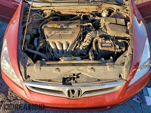 ✅ 2006 Honda Accord LX SE • VIN: 1HGCM56336A164024 • Лот: 95714965. Опубликован ранее на Copart с пробегом 320 803 миль. Бесплатный доступ к архиву аукционных продаж из США и подробный отчёт об истории автомобиля на DreamBid. Изображение 11.