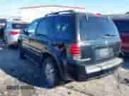 2005 Mercury Mariner Luxury z VIN 4M2YU561X5DJ15381, wystawiony jako IAAI lot #41295590 z przebiegiem 215 077 mil mil oraz . Historia ofert i sprzedaży dostępna na DreamBid. Obrazek 3.