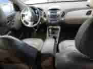 2011 Hyundai Tucson Limited z VIN KM8JU3AC3BU127903, wystawiony jako Copart lot #70695114 z przebiegiem 130 796 mil mil oraz Szkoda całkowita • Salvage title. Historia ofert i sprzedaży dostępna na DreamBid. Obrazek 8.