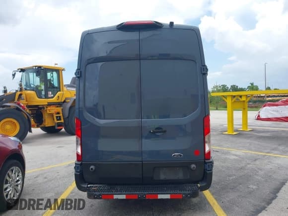 ✅ 2019 Ford Transit • VIN: 1FTYR3XMXKKB17482 • Lot: 42810338. Listed on IAAI with 68,461 mi. Free auction sales archive from the USA and detailed vehicle history report at DreamBid. Image 16.
