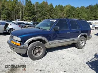 ✅ 1999 Chevrolet Blazer LT • VIN: 1GNCS13W1X2233100 • Lot: 86478505. Wystawiony na Copart z przebiegiem 179 107 mil. Bezpłatny archiwum sprzedaży aukcyjnych z USA i szczegółowy raport historii pojazdu na DreamBid. Zdjęcie 1.