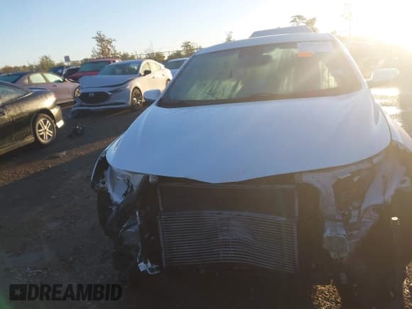 ✅ 2018 Chevrolet Malibu LT • VIN: 1G1ZD5ST1JF184775 • Lot: 43482546. Listed on IAAI with 96,805 mi. Free auction sales archive from the USA and detailed vehicle history report at DreamBid. Image 13.