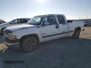 ✅ 2002 Chevrolet Silverado 1500 LS • VIN: 2GCEC19V321284071 • Lot: 85384535. Wystawiony na Copart z przebiegiem 325 090 mil mil. Skorzystaj z bezpłatnego archiwum sprzedaży aukcyjnych z USA i zobacz szczegółowy raport historii pojazdu na DreamBid. Zdjęcie 1.