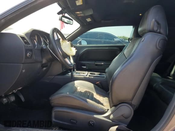 ✅ 2013 Dodge Challenger SXT • VIN: 2C3CDYAG8DH711835 • Lot: 75475274. Wystawiony na Copart z przebiegiem 218 091 mil. Bezpłatny archiwum sprzedaży aukcyjnych z USA i szczegółowy raport historii pojazdu na DreamBid. Zdjęcie 7.