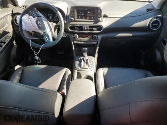 ✅ 2019 Hyundai Kona SEL • VIN: KM8K6CAA3KU386887 • Лот: 45807944. Опубликован ранее на Copart с пробегом 34 559 миль. Бесплатный доступ к архиву аукционных продаж из США и подробный отчёт об истории автомобиля на DreamBid. Изображение 8.