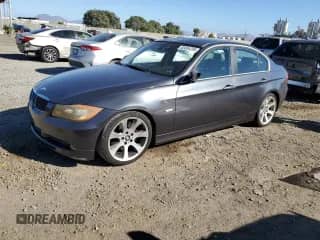 2006 BMW 3 Series 330i with VIN WBAVB33546PS06699, listed as a Copart auction lot 85364295 with 202,159 mi miles and Clean title. Bid and sale history available at DreamBid. Image 1.