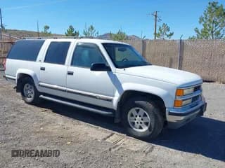 ✅ 1999 Chevrolet Suburban • VIN: 3GNFK16R8XG112431 • Лот: 43369071. Опубликован ранее на IAAI с пробегом 350 053 миль. Бесплатный доступ к архиву аукционных продаж из США и подробный отчёт об истории автомобиля на DreamBid. Изображение 1.