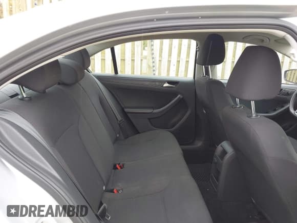 ✅ 2016 Volkswagen Jetta S • VIN: 3VW267AJ7GM258432 • Lot: 43542466. Wystawiony na IAAI z przebiegiem 103 113 mil. Bezpłatny archiwum sprzedaży aukcyjnych z USA i szczegółowy raport historii pojazdu na DreamBid. Zdjęcie 8.