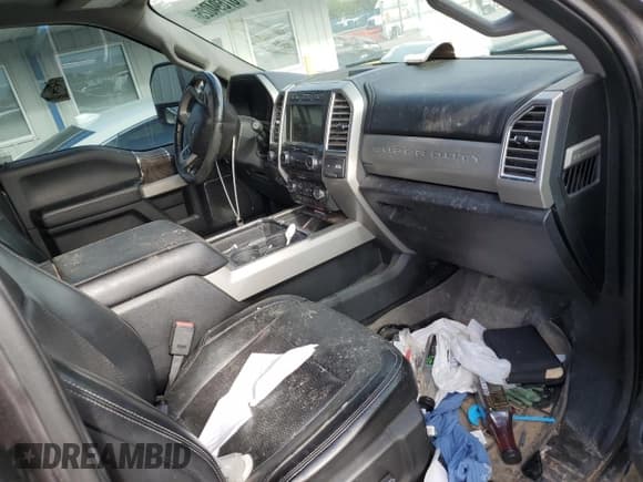 ✅ 2017 Ford F-350 Platinum • VIN: 1FT8W3BT0HED37504 • Lot: 87694025. Listed on Copart with 168,453 mi. Free auction sales archive from the USA and detailed vehicle history report at DreamBid. Image 8.