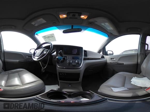 ✅ 2017 Toyota Sienna XLE Auto Access Seat • VIN: 5TDYZ3DC0HS814303 • Lot: 42358222. Listed on IAAI with 89,720 mi. Free auction sales archive from the USA and detailed vehicle history report at DreamBid. Image 18.