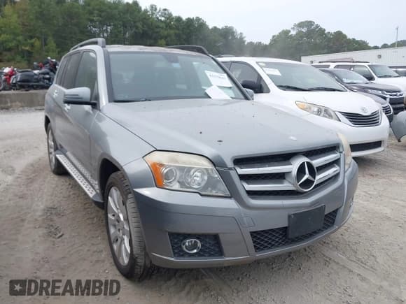 ✅ 2012 Mercedes-Benz GLK 350 • VIN: WDCGG8HB8CF755634 • Lot: 43270641. Listed on IAAI with 125,088 mi. Free auction sales archive from the USA and detailed vehicle history report at DreamBid. Image 1.