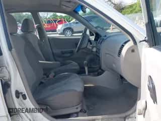 2002 Hyundai Accent GL с VIN KMHCG45C92U347708, выставлен на аукционе IAAI как лот 42137086 с пробегом 73 271 миль миль и . История ставок и продаж доступна на DreamBid. Изображение 5.