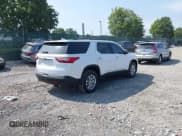 ✅ 2021 Chevrolet Traverse LT Cloth • VIN: 1GNEVMKW3MJ183479 • Lot: 42844441. Wystawiony na IAAI z przebiegiem 59 347 mil. Bezpłatny archiwum sprzedaży aukcyjnych z USA i szczegółowy raport historii pojazdu na DreamBid. Zdjęcie 4.