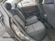 ✅ 2008 Mazda 3 i Touring Value • VIN: JM1BK32F081839674 • Lot: 95250075. Wystawiony na Copart z przebiegiem 219 656 mil. Bezpłatny archiwum sprzedaży aukcyjnych z USA i szczegółowy raport historii pojazdu na DreamBid. Zdjęcie 10.