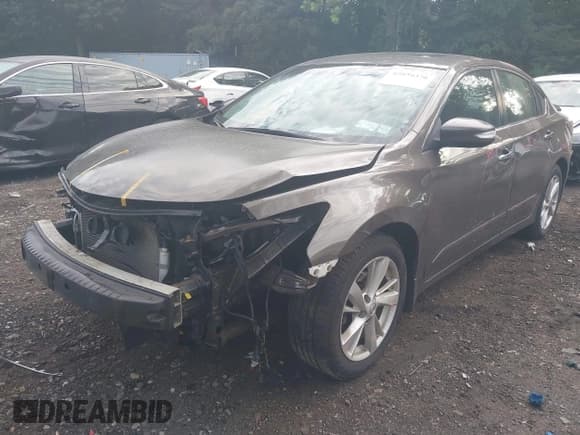 ✅ 2014 Nissan Altima SV • VIN: 1N4AL3APXEC128721 • Lot: 42839370. Listed on IAAI with 134,234 mi. Free auction sales archive from the USA and detailed vehicle history report at DreamBid. Image 6.