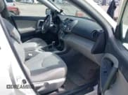 ✅ 2008 Toyota RAV4 Limited • VIN: JTMZK31V385019850 • Lot: 42663641. Listed on IAAI with 194,878 mi. Free auction sales archive from the USA and detailed vehicle history report at DreamBid. Image 5.