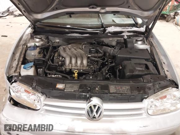 ✅ 2003 Volkswagen Golf GLS • VIN: 9BWGK61J934009785 • Lot: 41352957. Listed on IAAI with 225,161 mi. Free auction sales archive from the USA and detailed vehicle history report at DreamBid. Image 10.