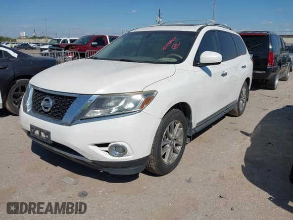✅ 2014 Nissan Pathfinder S • VIN: 5N1AR2MN9EC716067 • Lot: 43446400. Listed on IAAI with 152,419 mi. Free auction sales archive from the USA and detailed vehicle history report at DreamBid. Image 2.