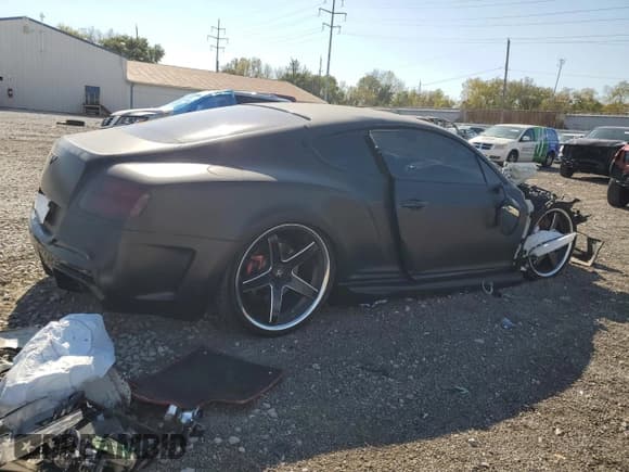 ✅ 2015 Bentley Continental GT • VIN: SCBFH7ZA7FC042683 • Lot: 71980383. Listed on Copart with Not provided. Free auction sales archive from the USA and detailed vehicle history report at DreamBid. Image 3.