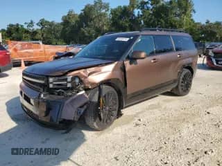 2025 Hyundai Santa Fe Calligraphy с VIN 5NMP5DGL7SH076051, выставлен на аукционе Copart как лот 66233415 с пробегом 9 067 миль миль и На запчасти • Non repairable. История ставок и продаж доступна на DreamBid. Изображение 1.