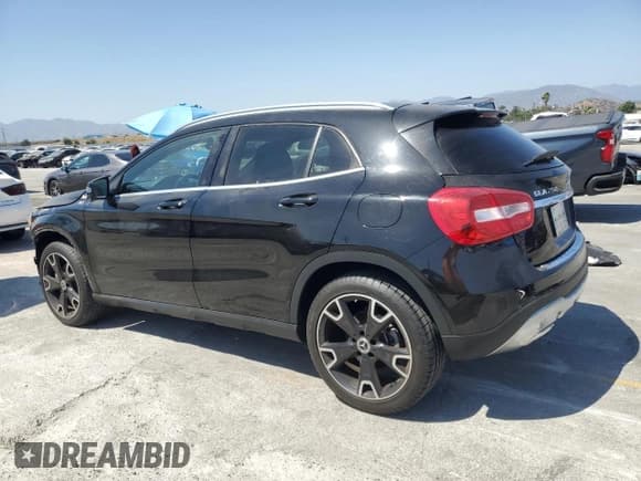 ✅ 2020 Mercedes-Benz GLA 250 • VIN: WDCTG4GB0LJ654982 • Lot: 60296905. Listed on Copart with 25,016 mi. Free auction sales archive from the USA and detailed vehicle history report at DreamBid. Image 2.
